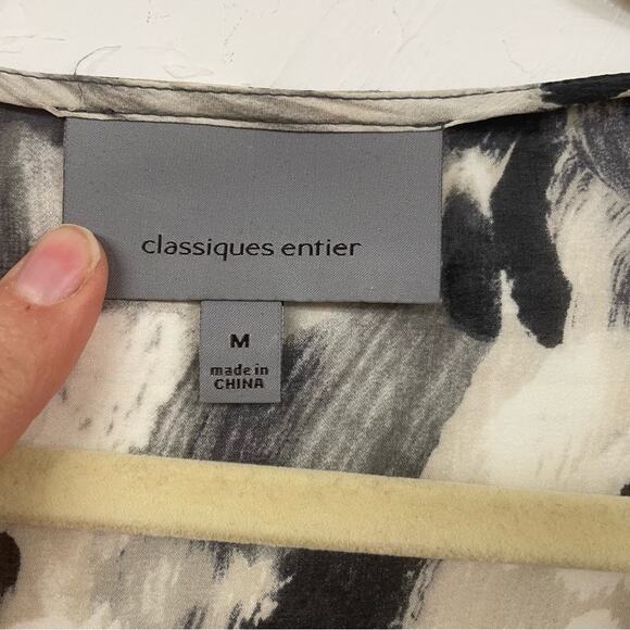 Classiques Entier Grey & White Silk Floral Print Ruffled Wrap Blouse Top Women M - Picture 3 of 10